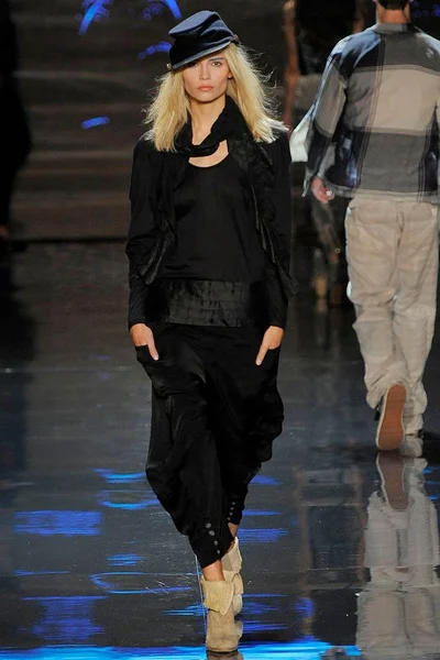 Look 47
